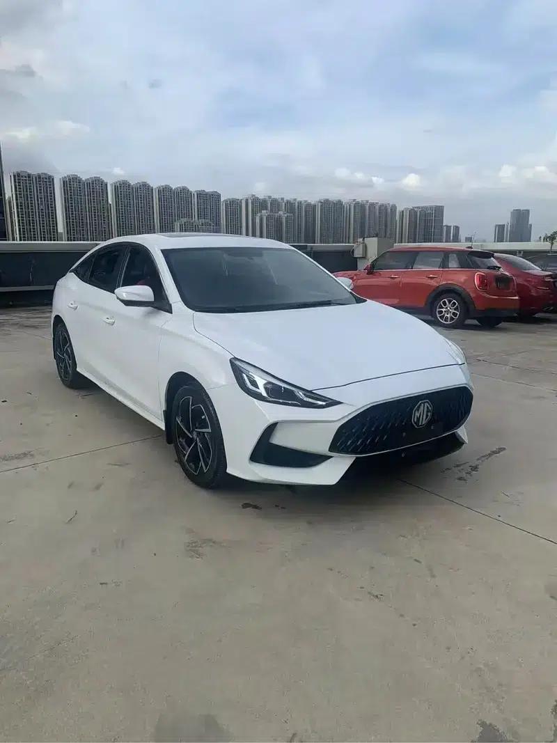 MG5 2021 180DVVT CVT Youth Luxury Edition — миниатюра 3