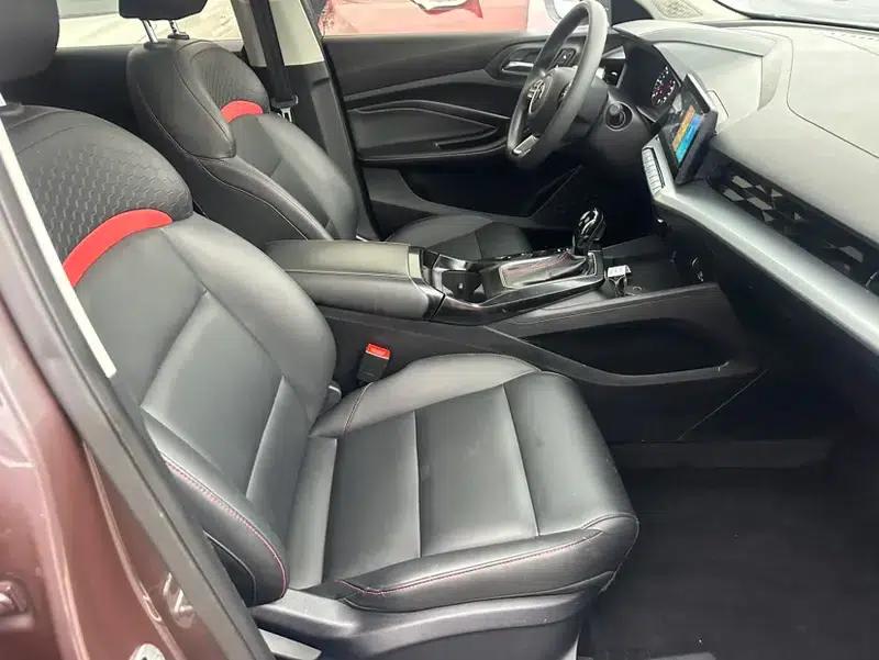 MG5 2021 180DVVT CVT Youth Luxury Edition — миниатюра 9