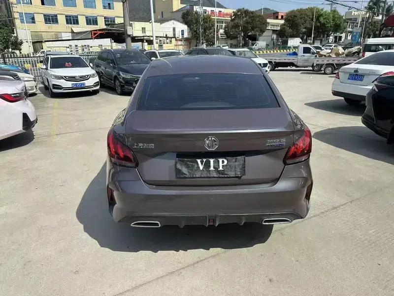 MG5 2022 180DVVT CVT Youth Luxury Edition — миниатюра 5