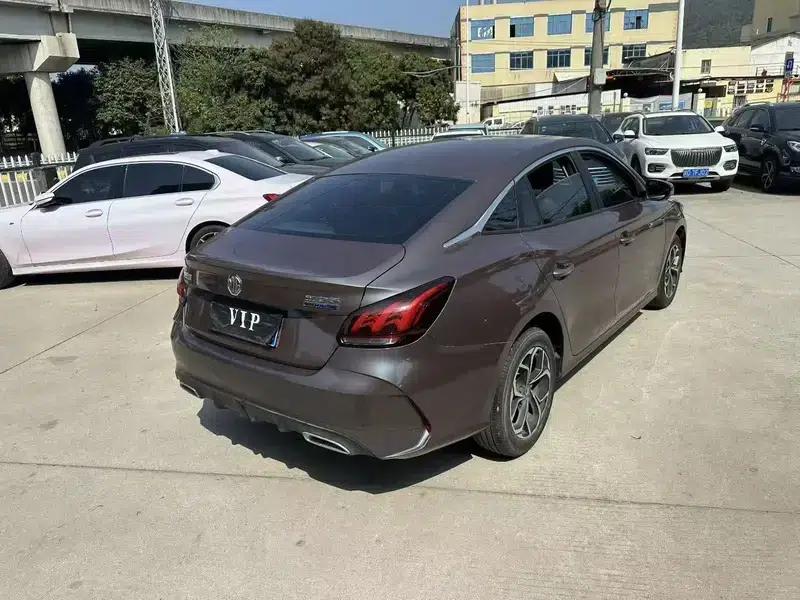 MG5 2022 180DVVT CVT Youth Luxury Edition — миниатюра 6