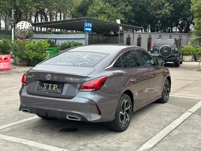 MG5 2021 Facelift 300TGI DCT Luxury Flagship Edition — миниатюра 7