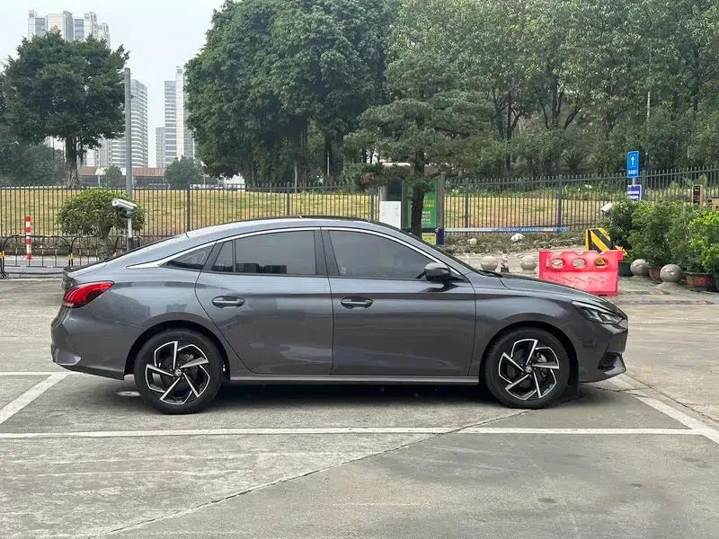 MG5 2021 Facelift 300TGI DCT Luxury Flagship Edition — миниатюра 8
