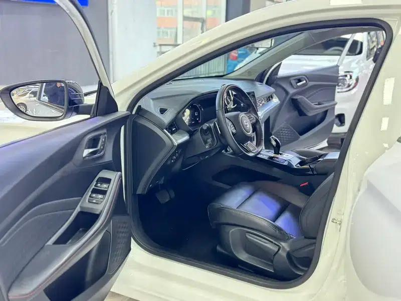 MG5 2022 300TGI DCT Trendy Luxury Edition — миниатюра 16