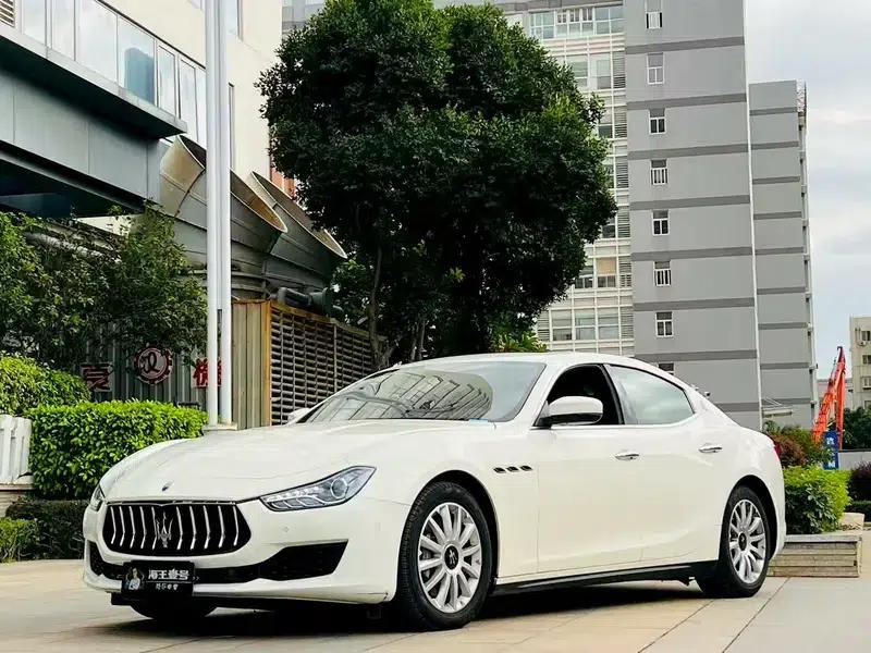 2018 Ghibli 3.0T 350Hp Standard Edition — миниатюра 1