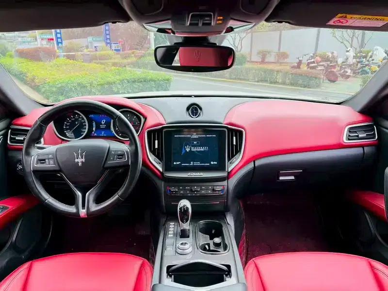 2018 Ghibli 3.0T 350Hp Standard Edition — миниатюра 7