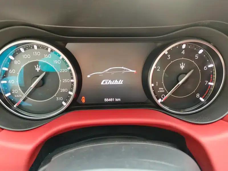 2021 Ghibli 2.0T Edge Edition — миниатюра 11