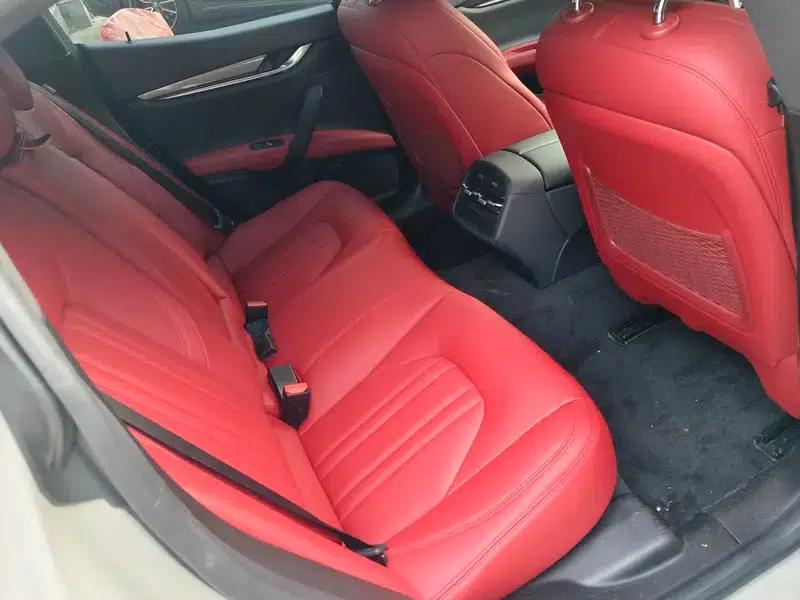 2021 Ghibli 2.0T Edge Edition — миниатюра 16
