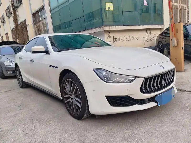 2021 Ghibli 2.0T Edge Edition — миниатюра 3