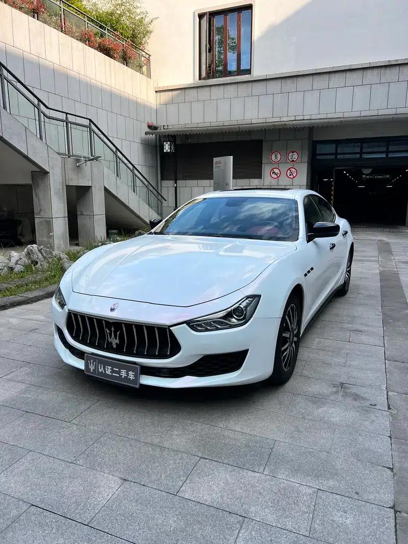 2018 Ghibli 3.0T 350Hp Sport Edition — миниатюра 1