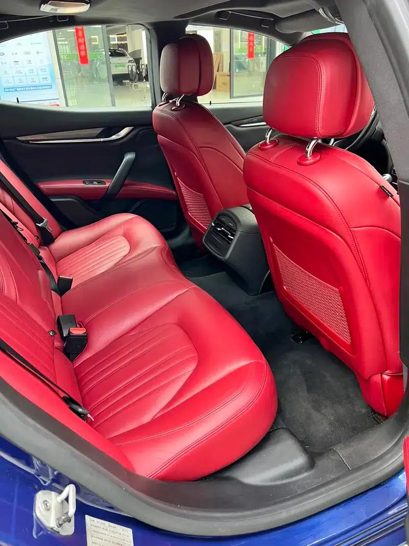 2018 Ghibli 3.0T 350Hp Sport Edition — миниатюра 6