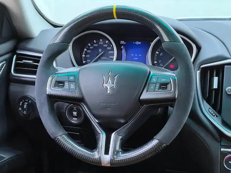 2014 Ghibli 3.0T Standard Edition — миниатюра 24