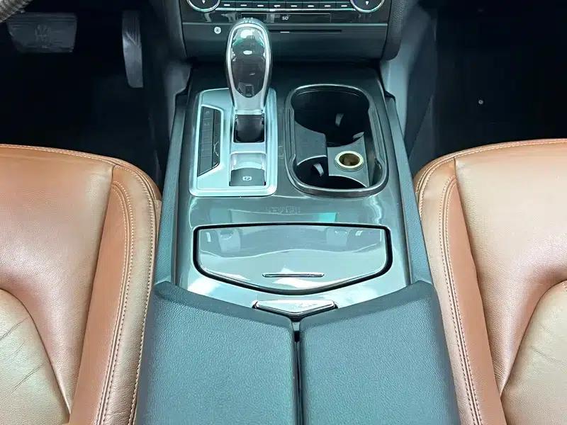2014 Ghibli 3.0T Standard Edition — миниатюра 30