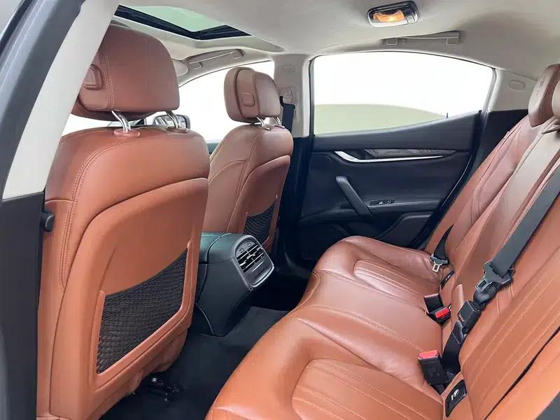 2014 Ghibli 3.0T Standard Edition — миниатюра 33