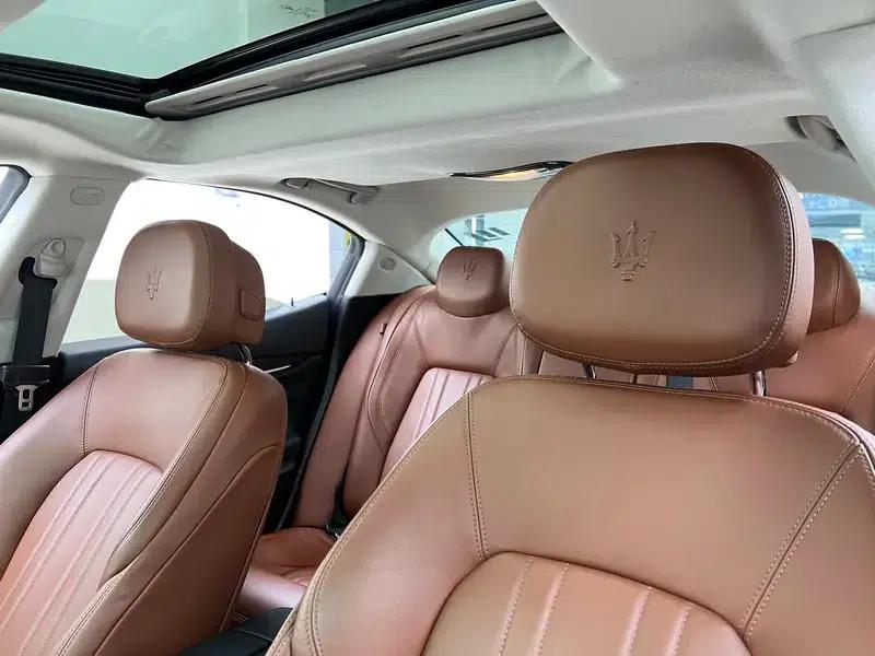 2014 Ghibli 3.0T Standard Edition — миниатюра 34