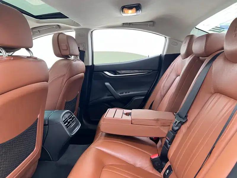 2014 Ghibli 3.0T Standard Edition — миниатюра 40