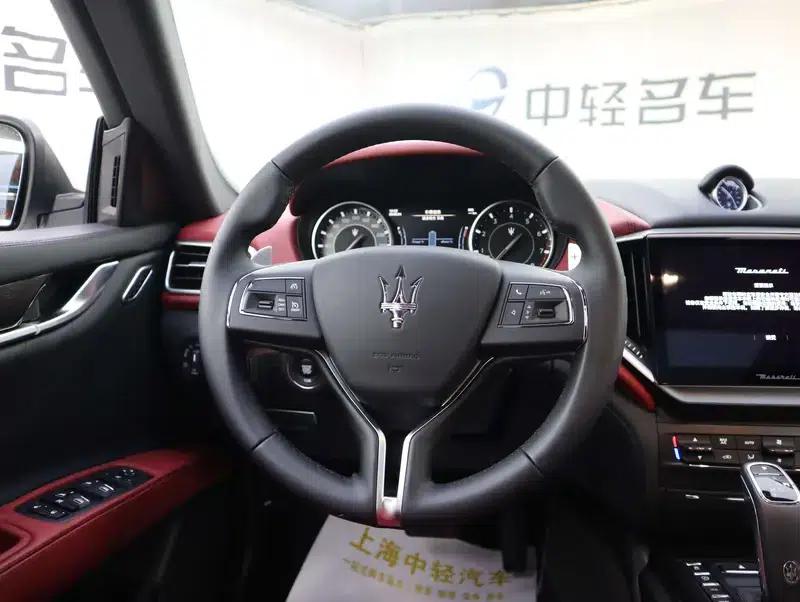 2023 Ghibli 2.0T GT — миниатюра 11