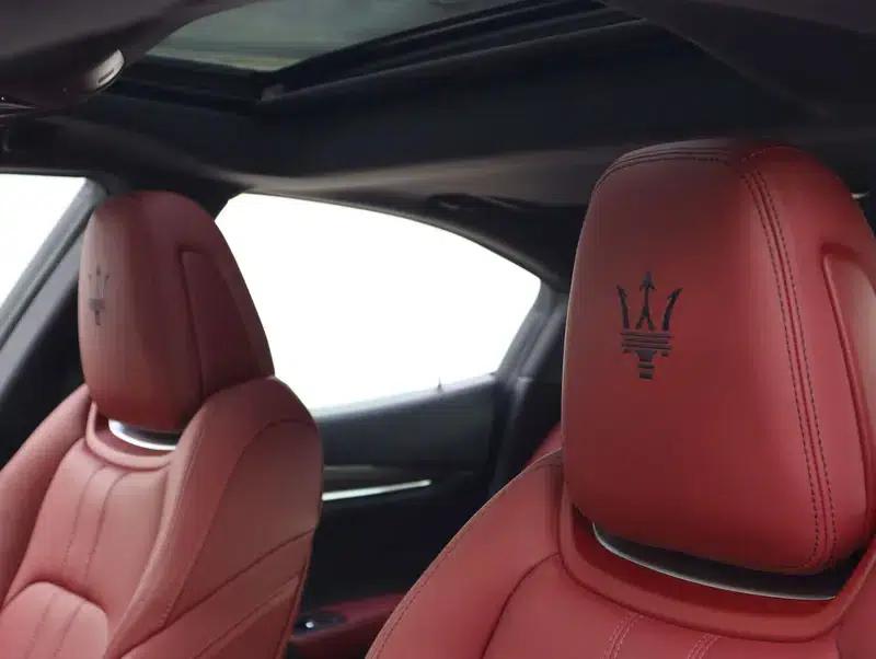 2023 Ghibli 2.0T GT — миниатюра 18