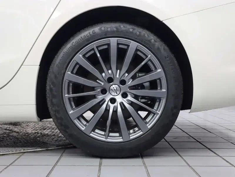 2023 Ghibli 2.0T GT — миниатюра 5