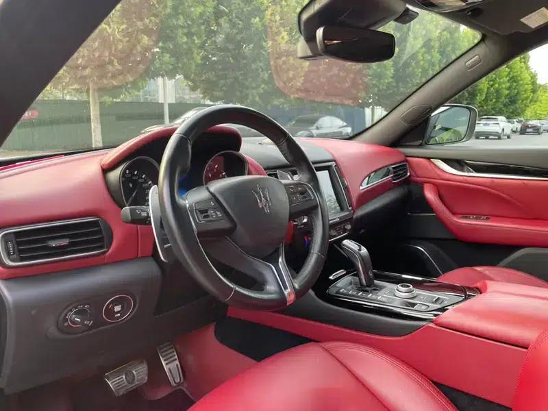 2019 Levante 3.0T 350Hp Standard Edition (China V Emission Standard) — миниатюра 11