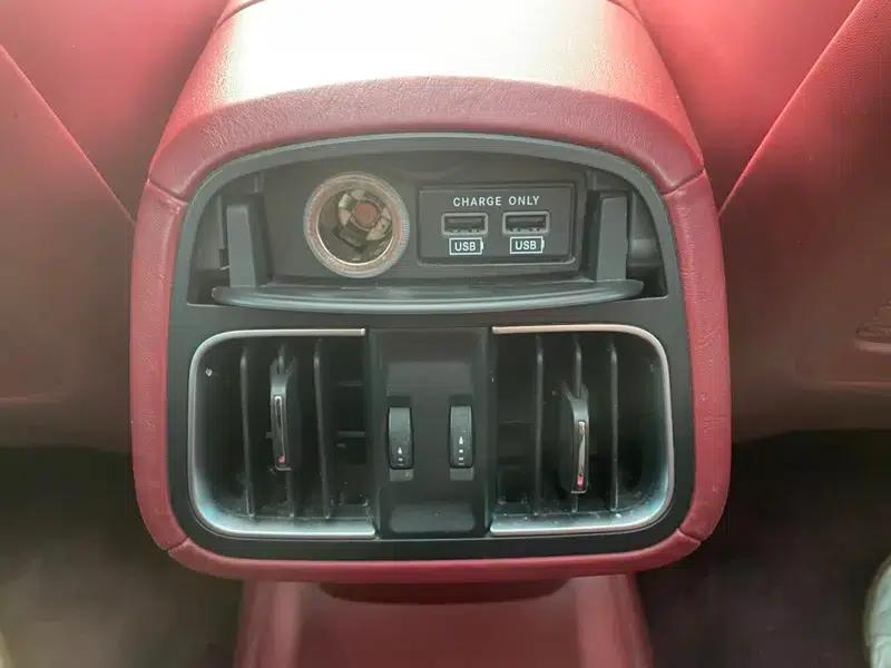 2019 Levante 3.0T 350Hp Standard Edition (China V Emission Standard) — миниатюра 8