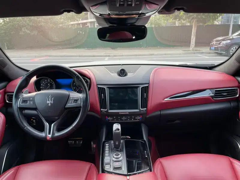 2019 Levante 3.0T 350Hp Standard Edition (China V Emission Standard) — миниатюра 9