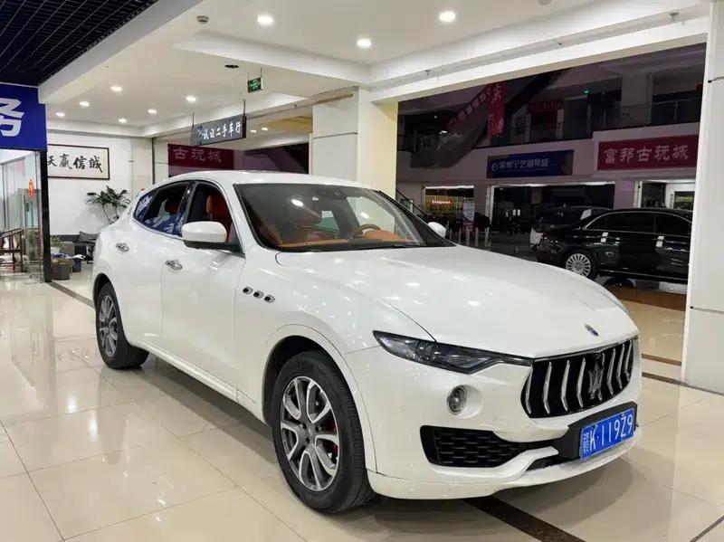 2016 Levante 3.0T — миниатюра 3