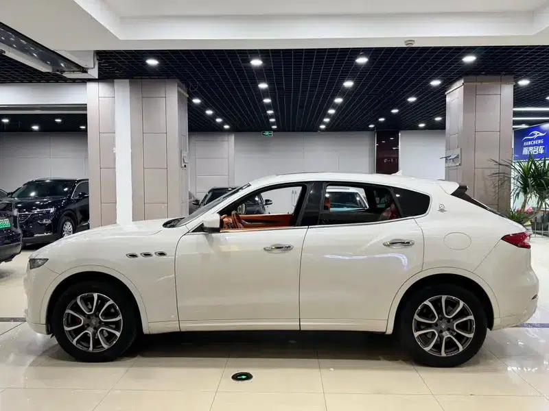2016 Levante 3.0T — миниатюра 4