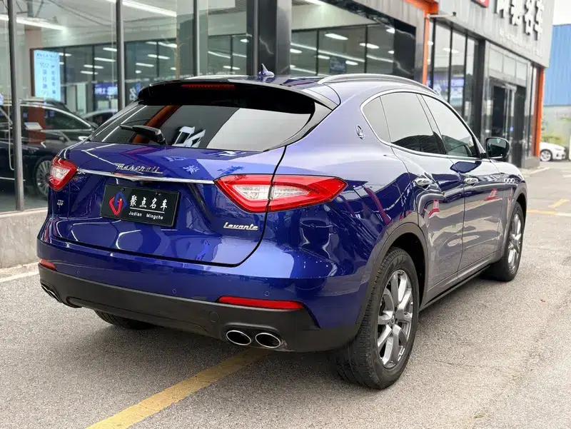 2020 Levante 3.0T Standard Edition — миниатюра 6