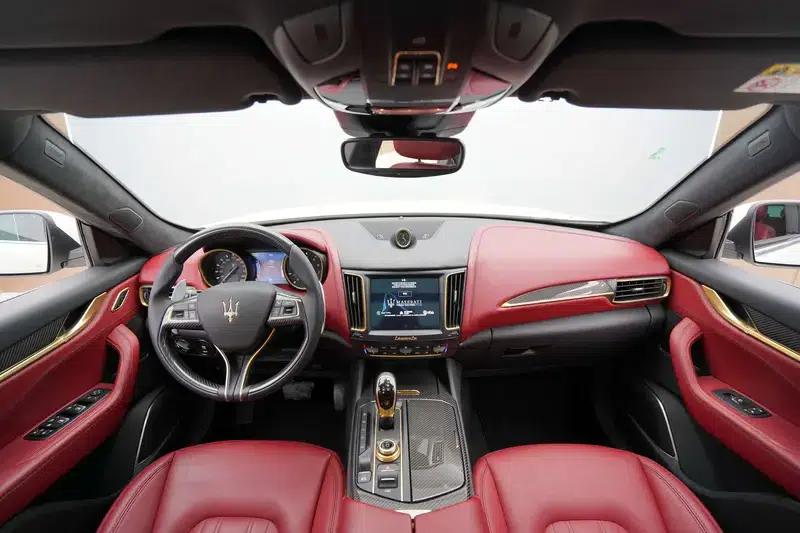 2016 Levante 3.0T — миниатюра 8
