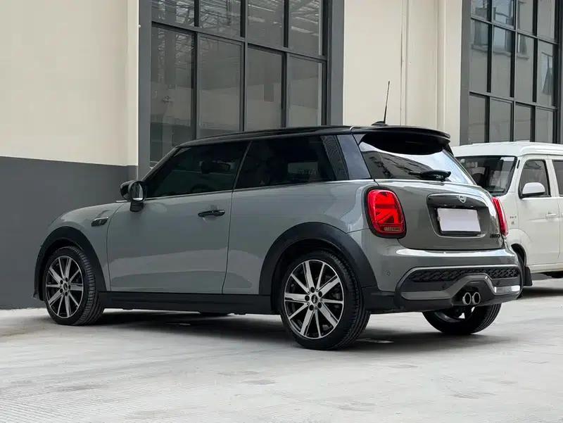 MINI 2022 2.0T COOPER S Classic — миниатюра 4