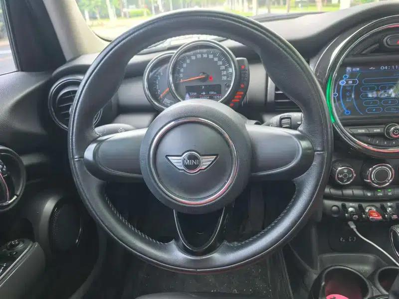 2016 MINI 1.2T ONE 5-Door — миниатюра 10