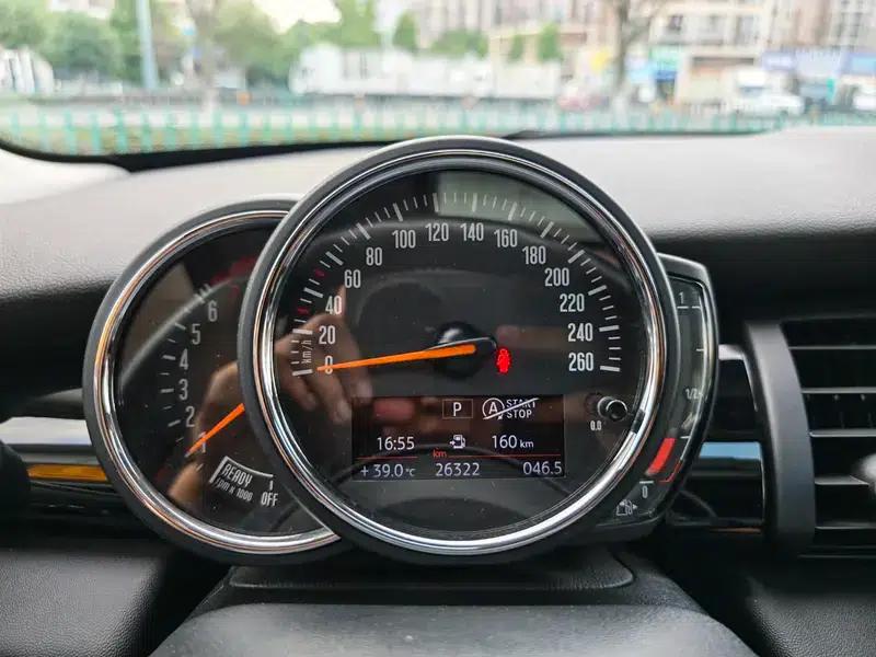 2018 MINI 1.5T ONE PLUS 5-Door — миниатюра 11