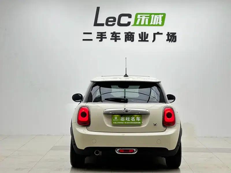 MINI 2016 1.2T ONE Pioneer — миниатюра 3