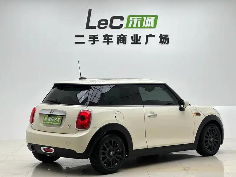 MINI 2016 1.2T ONE Pioneer — миниатюра 4