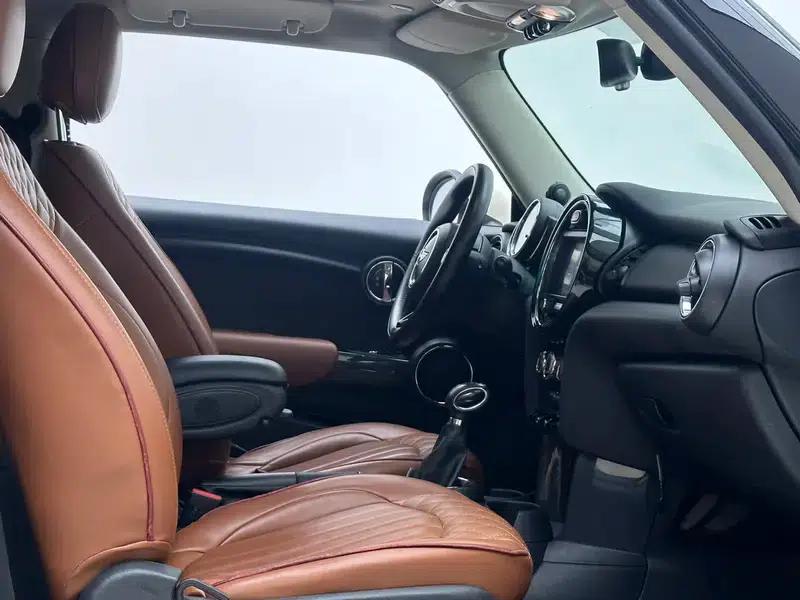 MINI 2016 1.2T ONE Pioneer — миниатюра 6