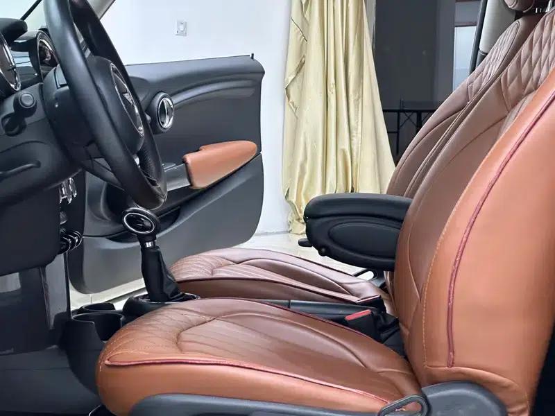 MINI 2016 1.2T ONE Pioneer — миниатюра 8