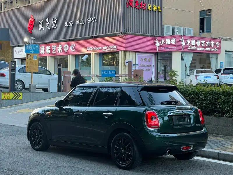 2016 MINI 1.5T COOPER 5-door version — миниатюра 4