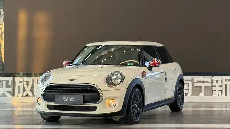 2018 MINI 1.5T ONE PLUS 5-Door — миниатюра 1