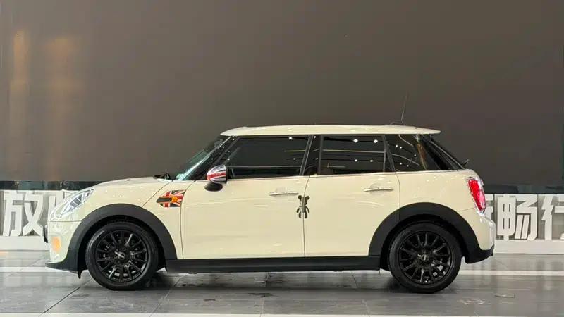2018 MINI 1.5T ONE PLUS 5-Door — миниатюра 3
