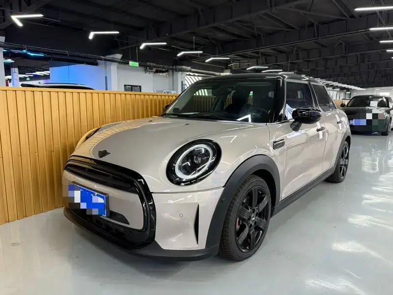 MINI 2023 Facelift 1.5T COOPER Artist 5-Door Edition — миниатюра 1
