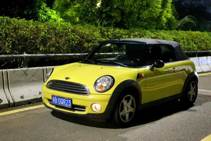 MINI 2009 1.6L COOPER CABRIO — миниатюра 1