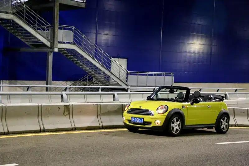 MINI 2009 1.6L COOPER CABRIO — миниатюра 13