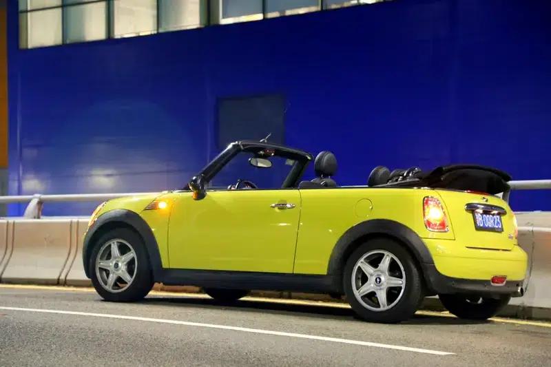 MINI 2009 1.6L COOPER CABRIO — миниатюра 5