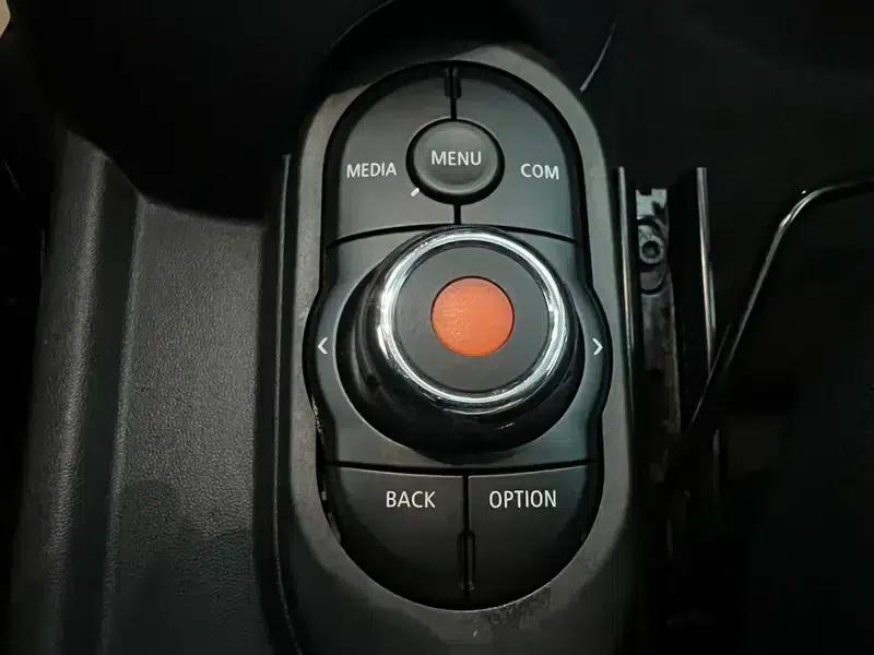 MINI 2022 1.5T ONE — миниатюра 13