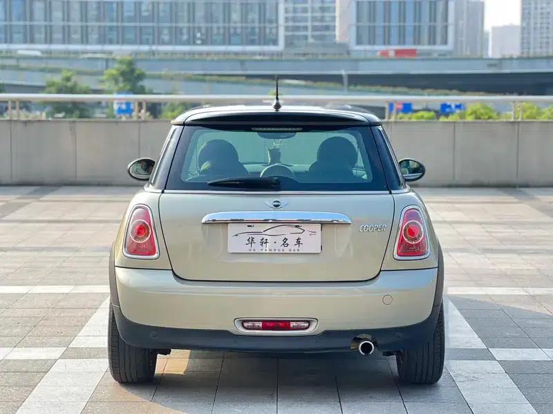 MINI 2011 1.6L COOPER Excitement — миниатюра 6