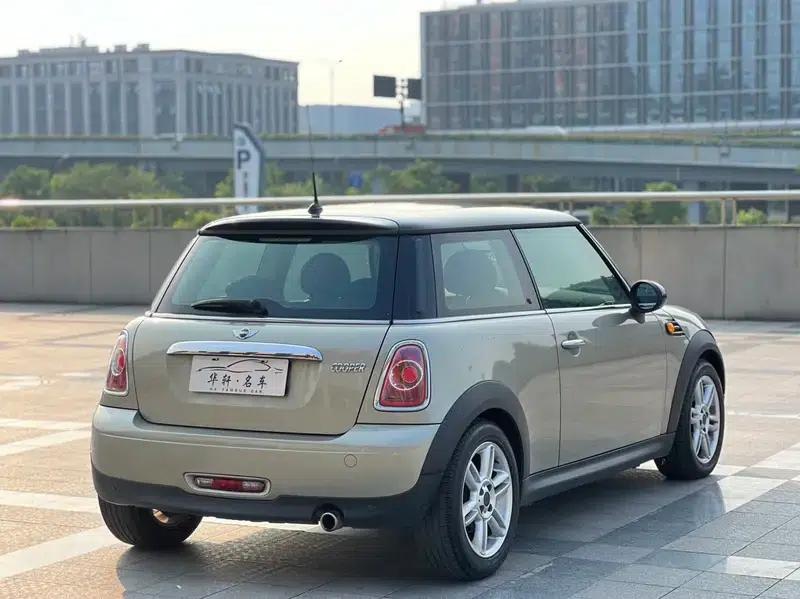 MINI 2011 1.6L COOPER Excitement — миниатюра 7