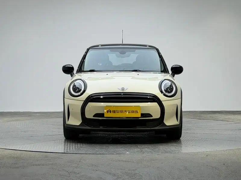 MINI 2022 Facelift 1.5T COOPER Classic — миниатюра 2