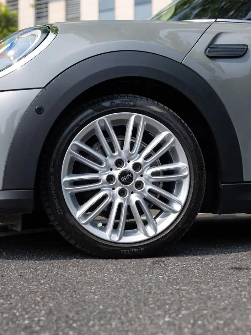 MINI 2022 Facelift 1.5T COOPER Artist — миниатюра 11