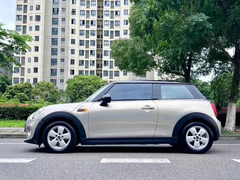 2014 MINI 1.2T ONE — миниатюра 4