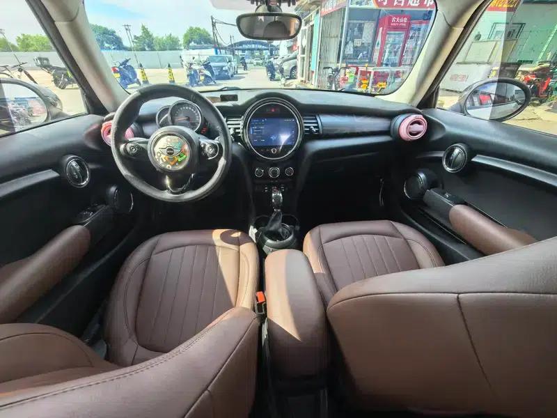 MINI 2016 1.2T ONE Pioneer — миниатюра 8